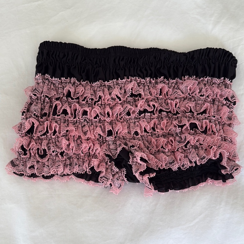 Black and Pink Lace Ruffle Shorts